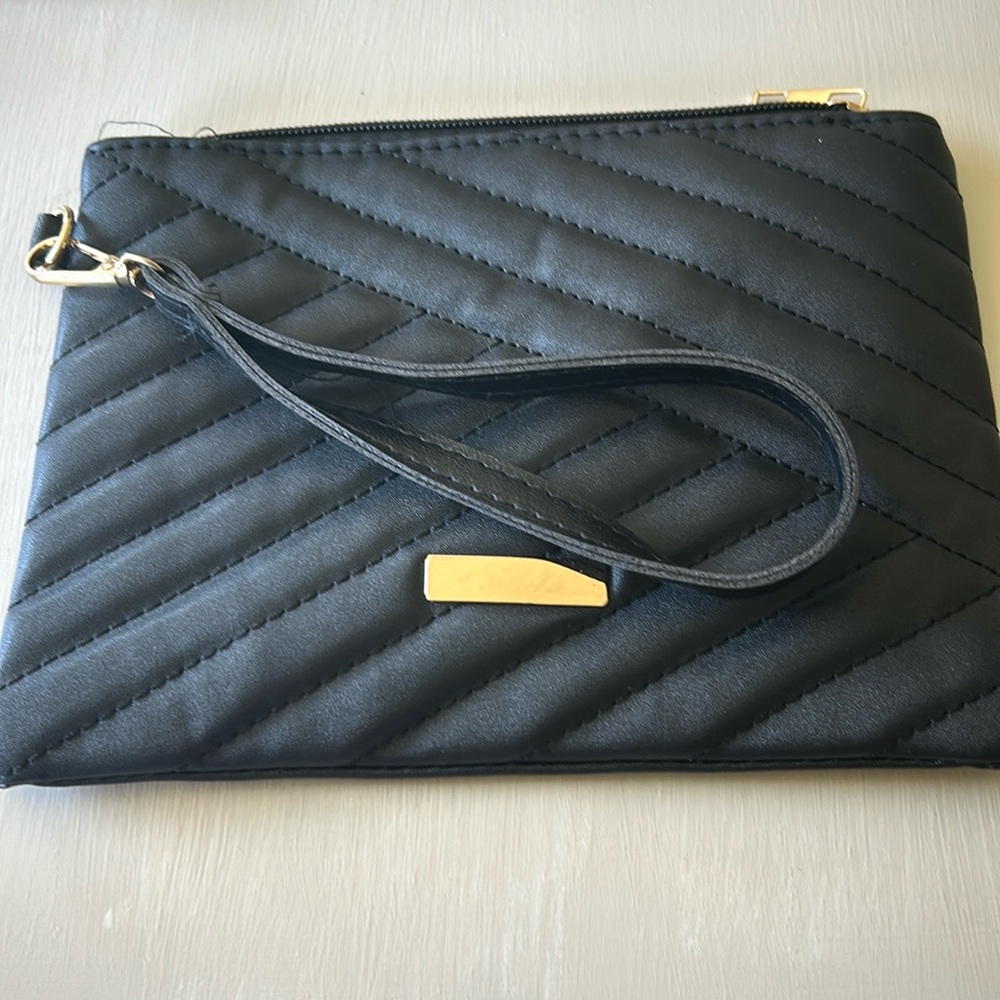 New wristlet. Took out of bag for pics